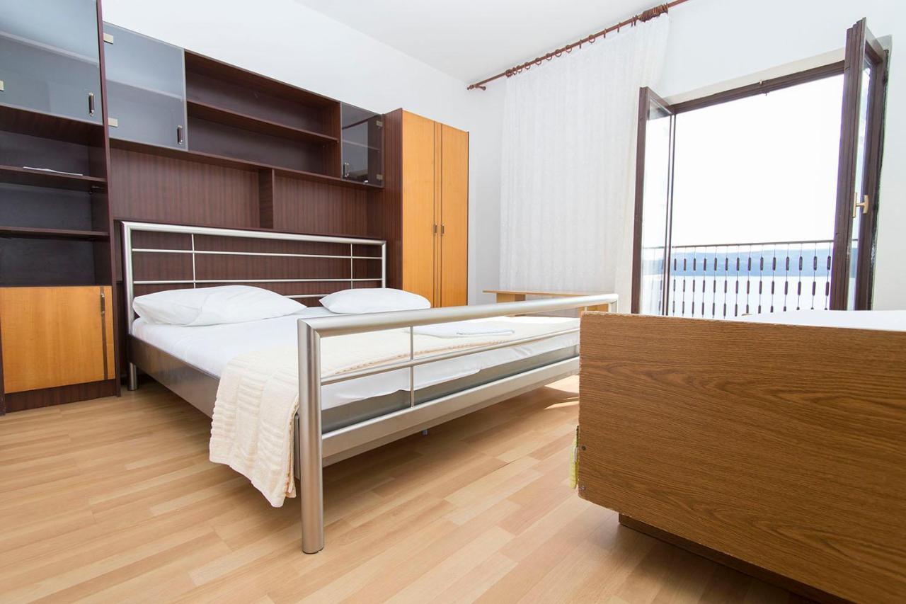 Stanici Beach Apartments Omiš Exteriör bild