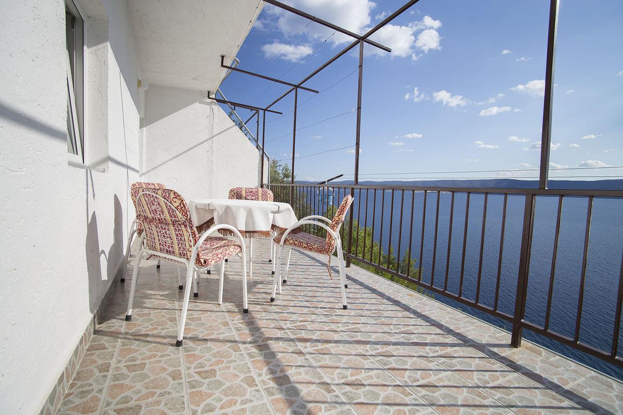 Stanici Beach Apartments Omiš Exteriör bild